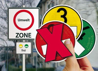 Umweltzone frei für Fahrzeuge mit gelber oder grüner Schadstoffplakette.